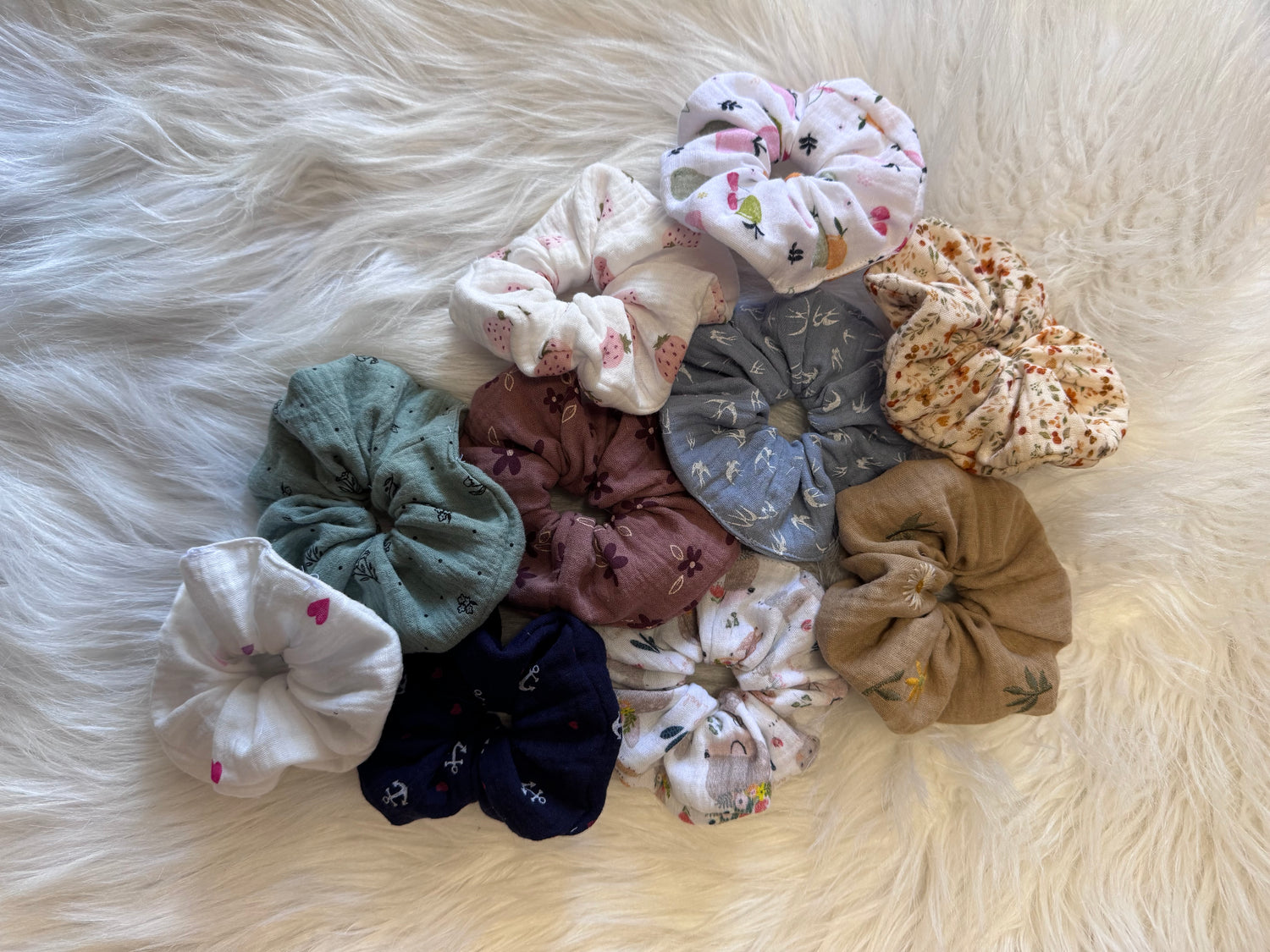 Scrunchies, Halstücher und Co.