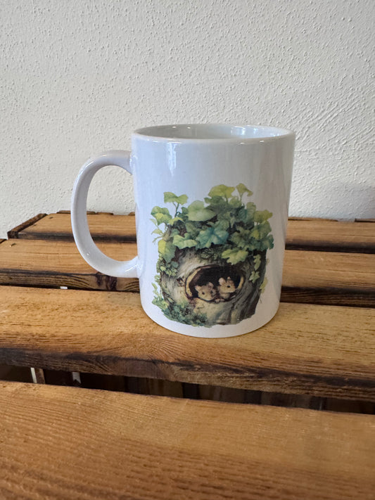 Mäuse-Baumstamm/ Tasse sublimiert